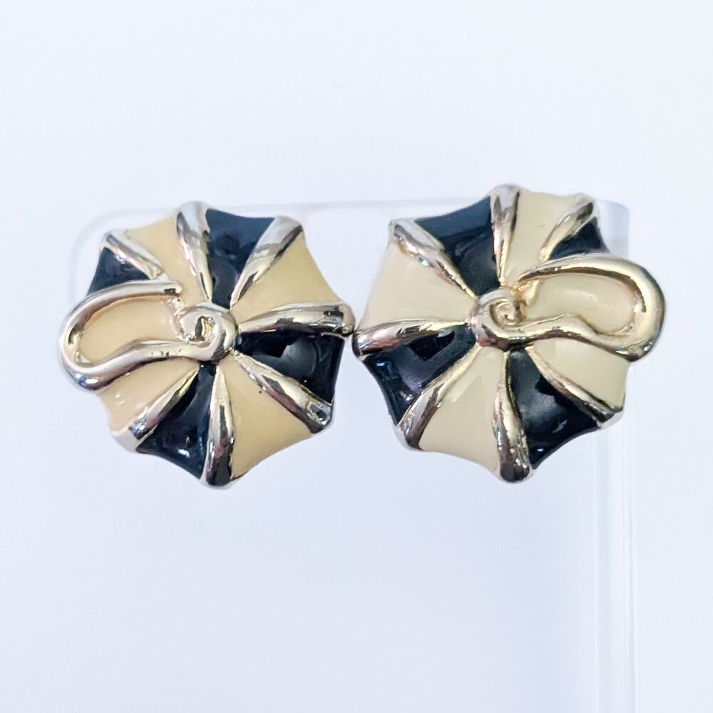 Vintage Clip On Earrings Cream & Dark Blue Enamel - Condition Issues